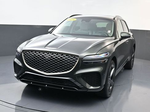 Used 2025 Genesis GV70 3.5T Sport w/ Sport Prestige Package image 7