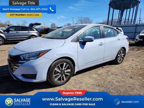 Used 2025 Nissan Versa SV w/ Trunk Package FWD image 1