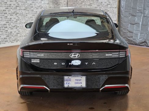 New 2026 Hyundai Sonata SEL image 7