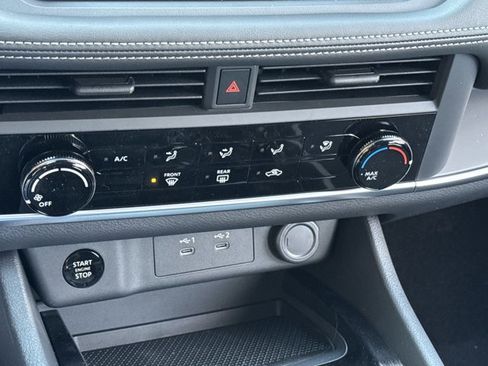 New 2026 Nissan Rogue S image 21