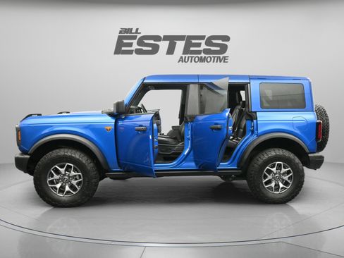 Certified 2025 Ford Bronco Badlands AWD/4WD image 2