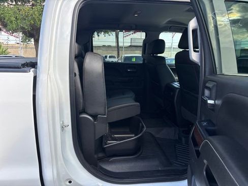 Used 2018 GMC Sierra 1500 SLT w/ Texas SLT Premium Package AWD/4WD image 46