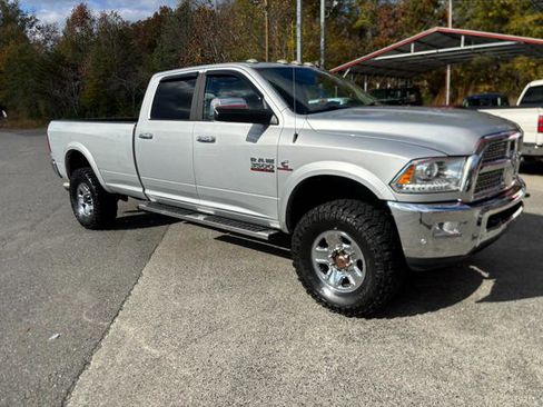 Used 2018 RAM 3500 Laramie image 2