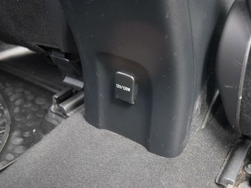 Used 2018 Toyota Prius Prime Premium FWD image 36