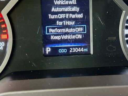 Used 2025 Toyota Tundra SR5 w/ SR5 Convenience Package AWD/4WD image 12