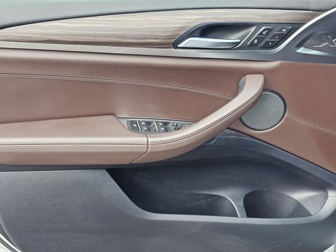 Used 2018 BMW X3 xDrive30i w/ Executive Package image 13