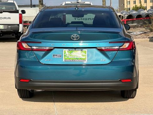 Used 2026 Toyota Camry LE w/ Convenience Package FWD image 3