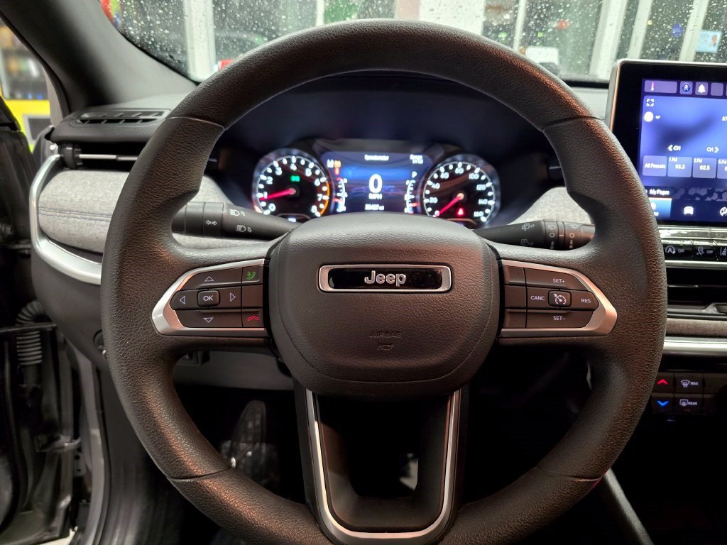 Certified 2023 Jeep Compass Sport AWD/4WD image 17