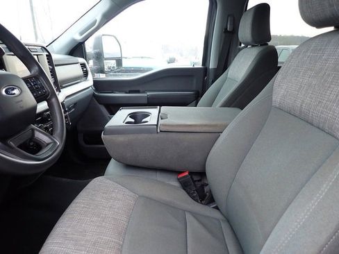 Used 2024 Ford F250 XLT image 10