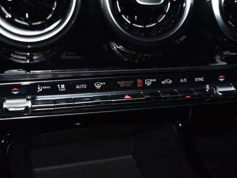 Certified 2020 Mercedes-Benz CLA 250 4MATIC image 14