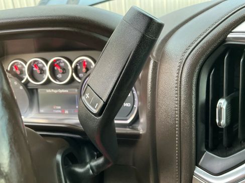Used 2019 Chevrolet Silverado 1500 LT w/ Convenience Package image 32