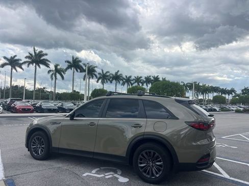 Used 2025 MAZDA CX-70 3.3 Turbo w/ Preferred Package AWD/4WD image 16