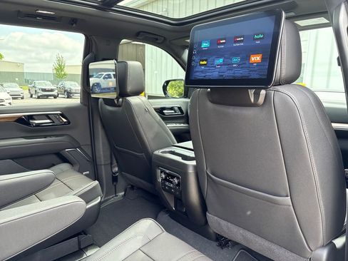 Certified 2026 Chevrolet Tahoe High Country AWD/4WD image 57