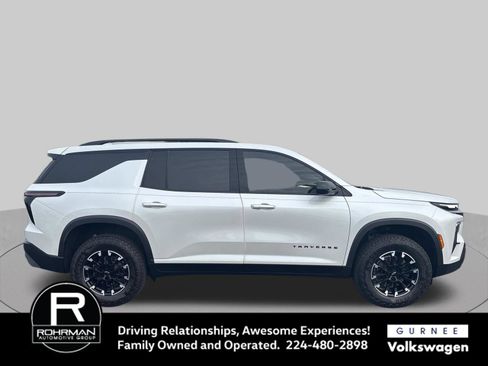 Used 2025 Chevrolet Traverse Z71 w/ LPO, Floor Liner Package AWD/4WD image 11