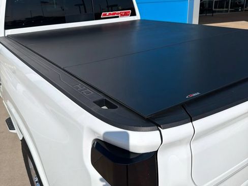 Used 2024 Chevrolet Silverado 2500 High Country w/ High Country Premium Package AWD/4WD image 11