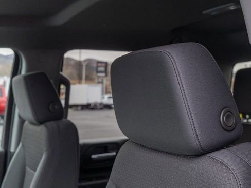 New 2026 GMC Sierra 3500 Pro w/ Convenience Package image 9