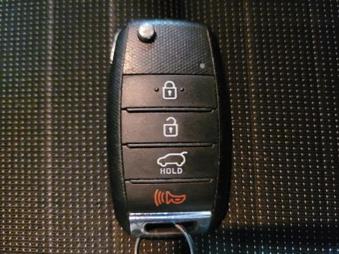 Used 2018 Kia Sportage LX AWD/4WD image 32
