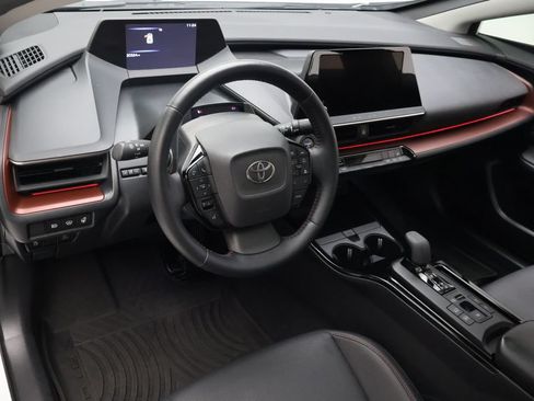 Used 2024 Toyota Prius Prime FWD image 15