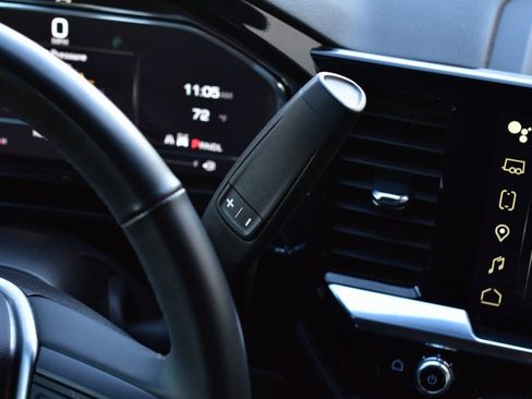 Used 2024 GMC Sierra 1500 Elevation image 36