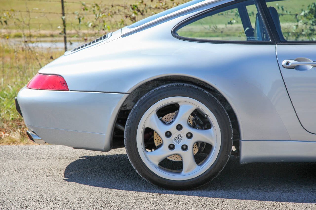 Used 1996 Porsche 911 GT3 RS image 11