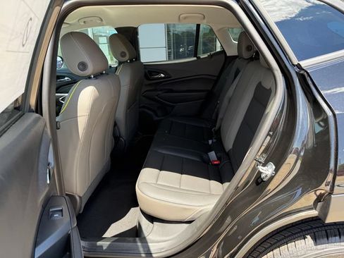 New 2026 Chevrolet Trax ACTIV w/ Driver Confidence Package FWD image 12