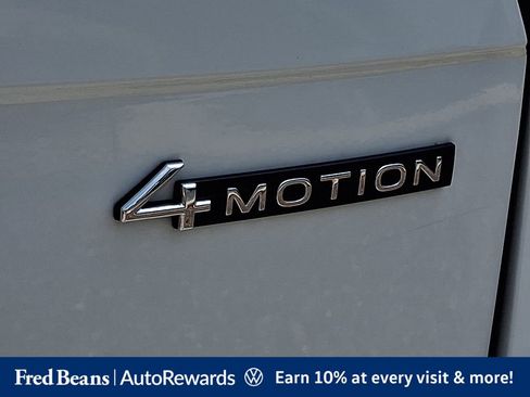 Certified 2023 Volkswagen Tiguan SE w/ Panoramic Sunroof Package AWD/4WD image 36