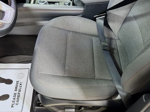 Used 2025 Ford Explorer Active RWD image 19