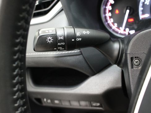Used 2023 Toyota RAV4 XLE Premium FWD image 25