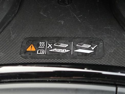 Certified 2024 Chevrolet Trax ACTIV w/ Sunroof Package image 9