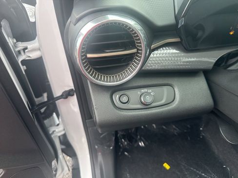 New 2026 Chevrolet Trax ACTIV image 25