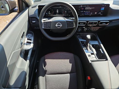 New 2026 Nissan Sentra SR FWD image 9
