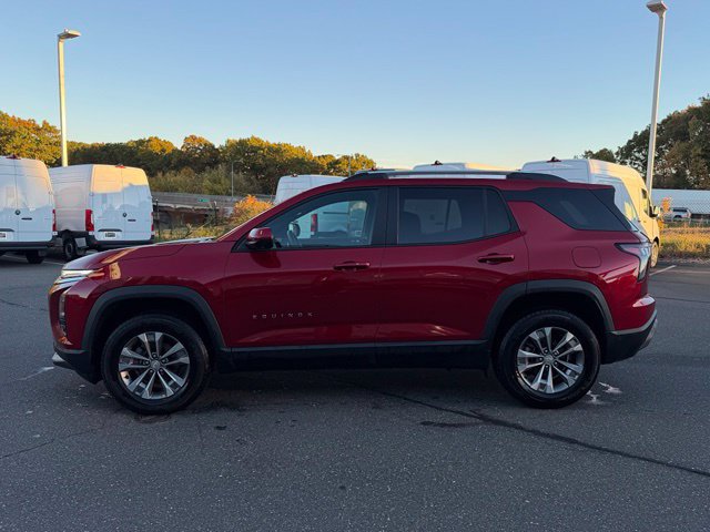 Used 2025 Chevrolet Equinox LT w/ Convenience Package II AWD/4WD image 4
