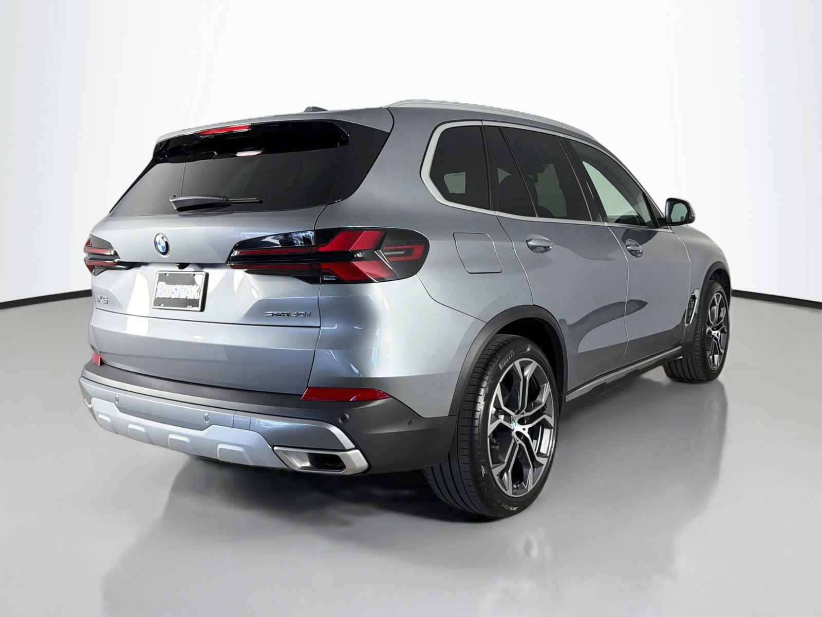 Used 2026 BMW X5 sDrive40i w/ Premium Package RWD image 7