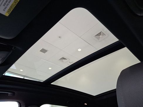 Certified 2024 BMW X5 xDrive40i w/ Premium Package image 14