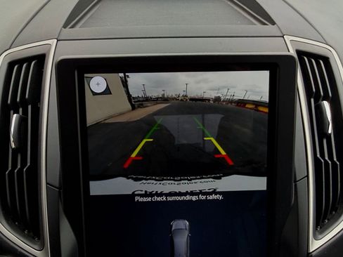 Used 2024 Ford Edge SEL image 24