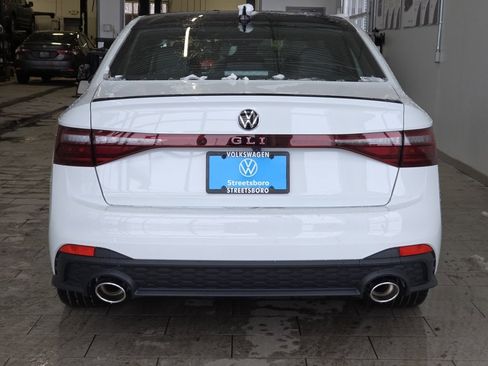 New 2026 Volkswagen Jetta GLI Autobahn image 4