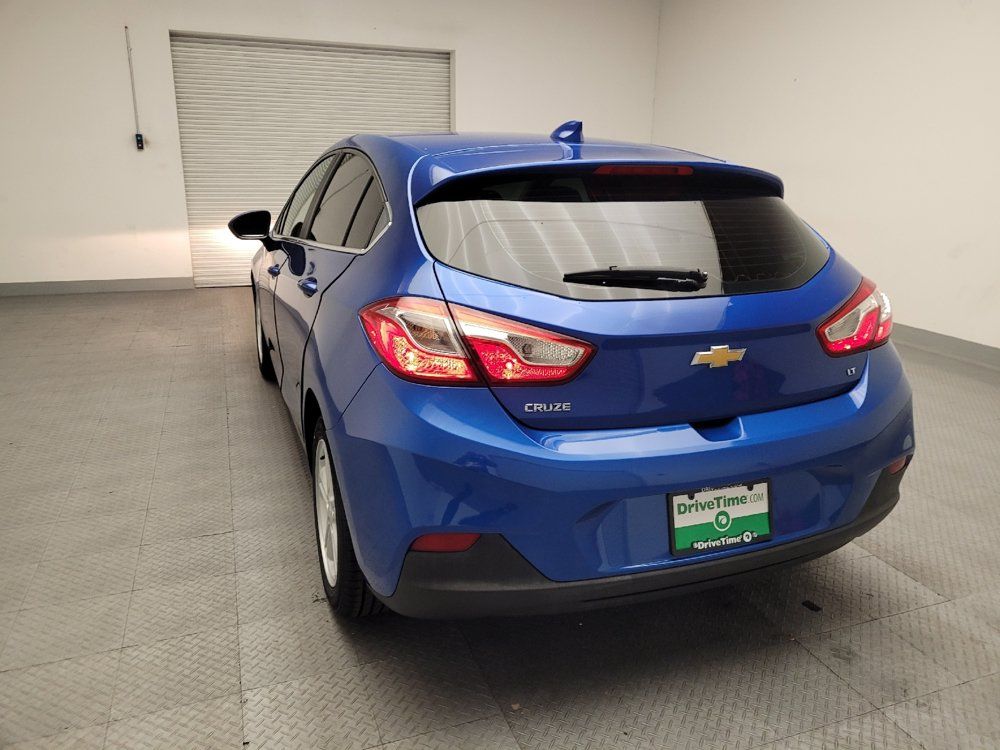 Used 2017 Chevrolet Cruze LT w/ Convenience Package FWD image 6