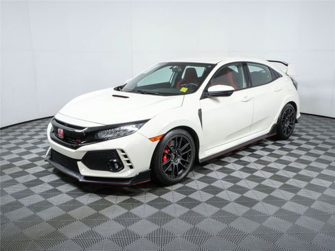 Used 2017 Honda Civic Type R image 23