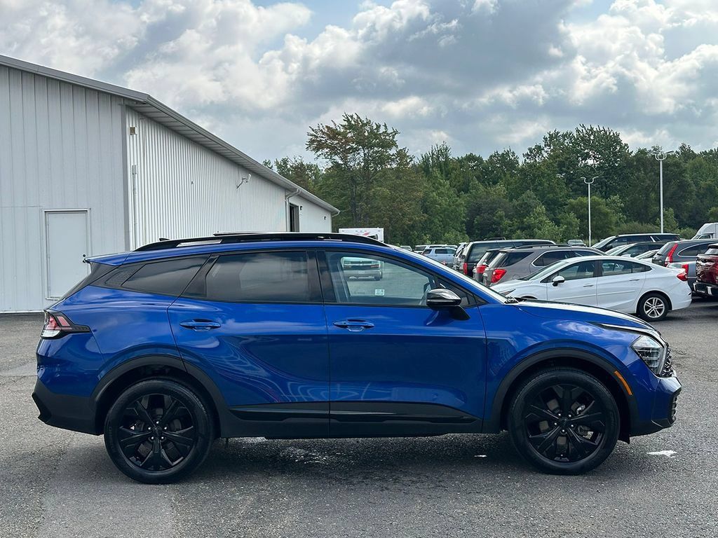 Used 2025 Kia Sportage X-Line w/ Premium Package AWD/4WD image 10