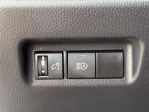Certified 2025 Toyota RAV4 LE AWD/4WD image 17