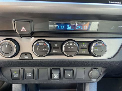 Used 2023 Toyota Tacoma SR5 w/ Technology Package AWD/4WD image 25