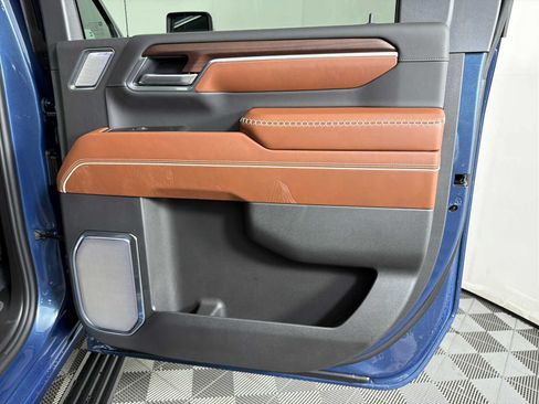 New 2026 GMC Sierra 2500 Denali Ultimate AWD/4WD image 14