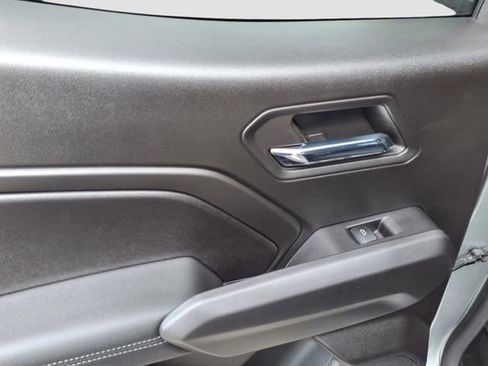 Used 2023 Chevrolet Colorado LT w/ LT Convenience Package II image 8