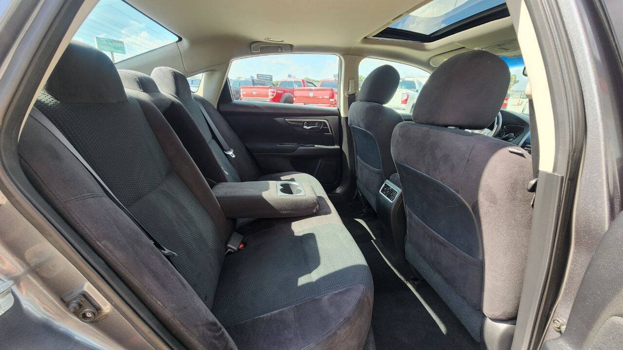 Used 2014 Nissan Altima 2.5 SV w/ Convenience Package FWD image 20