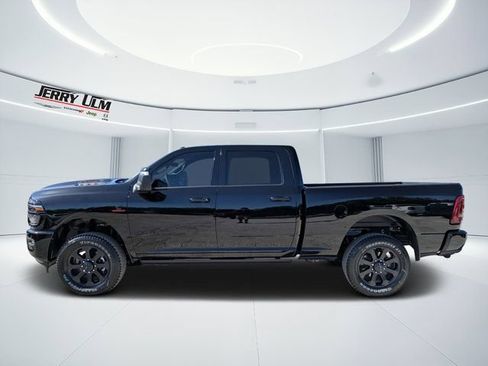 New 2026 RAM 2500 Laramie AWD/4WD image 6