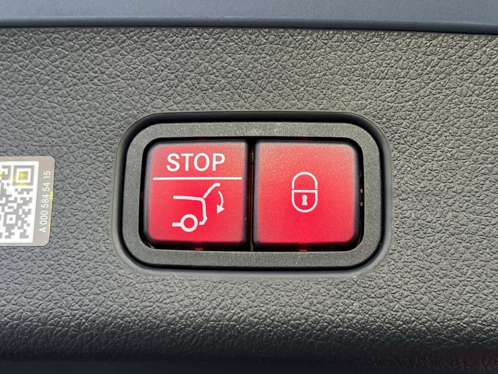 Certified 2026 Mercedes-Benz GLC 300 4MATIC image 25