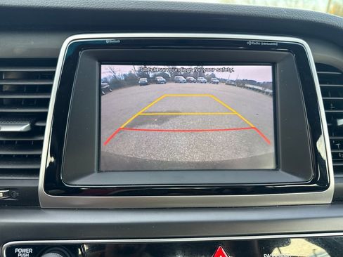 Used 2018 Hyundai Sonata Limited image 21