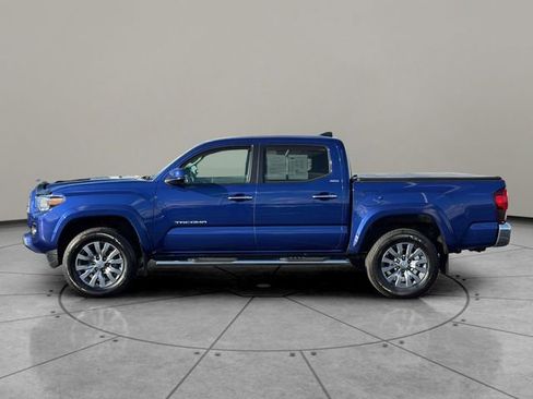Used 2023 Toyota Tacoma SR5 image 3