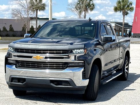 Used 2019 Chevrolet Silverado 1500 LT w/ All-Star Edition image 3