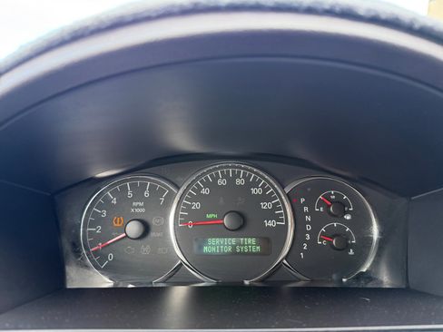 Used 2009 Buick LaCrosse CXL image 10